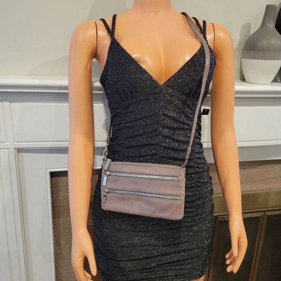 Hobo The Original Crossbody leather purse. - Picture 3 of 8